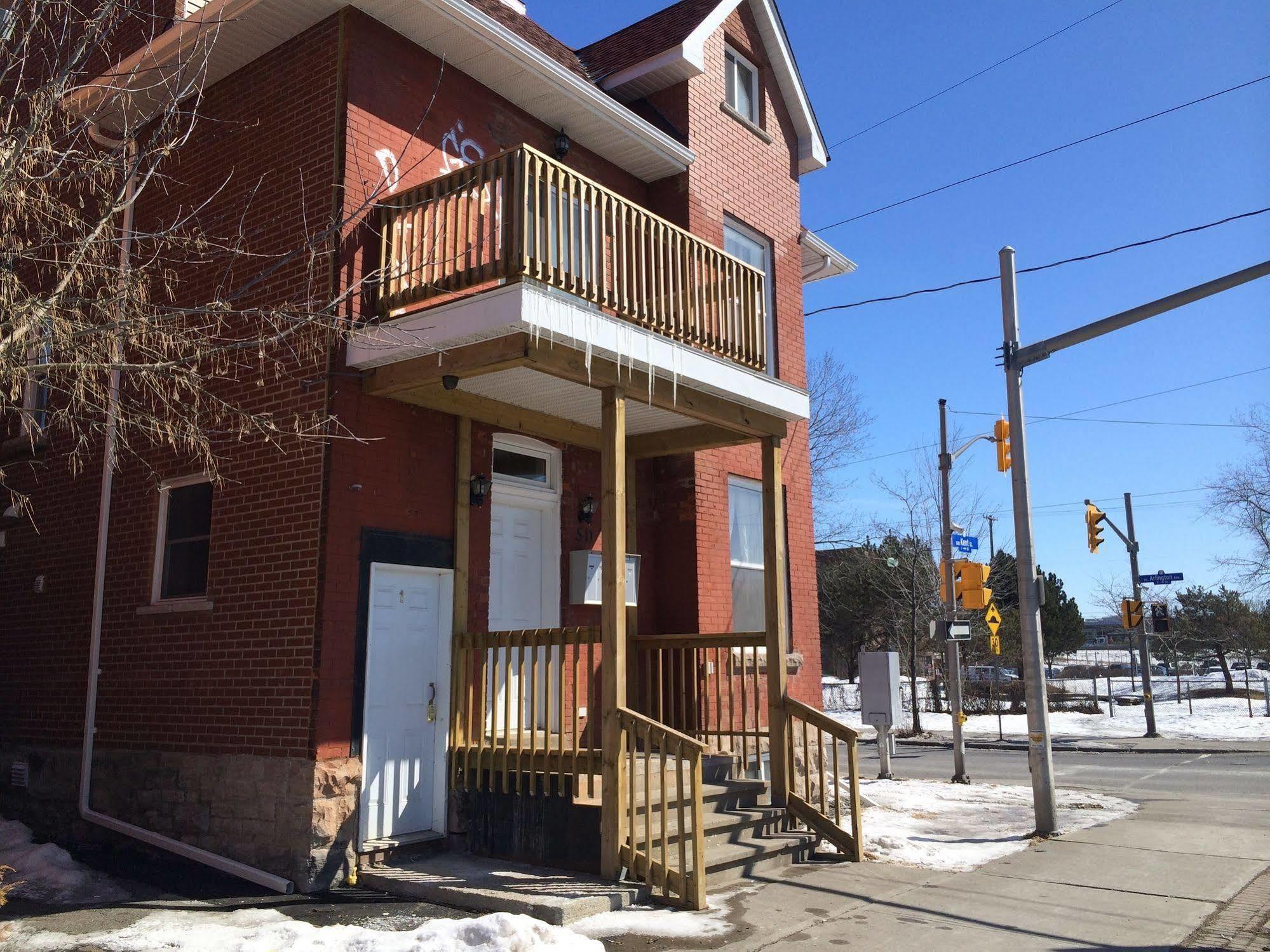 A Voyageur'S Guest House Ottawa Exterior photo